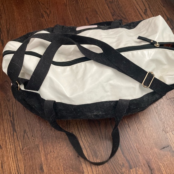 Victoria’s Secret duffle bag - Picture 2 of 3